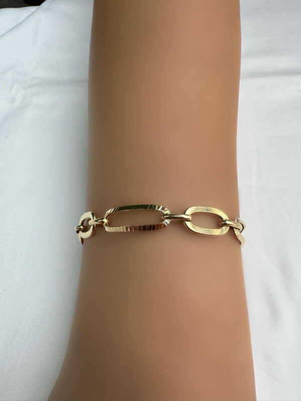 18 karat gold link bracelet