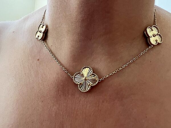 lucky clover 18k gold necklace