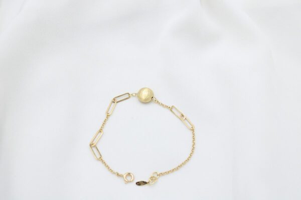 18-karat-gold-bracelet-womens-0